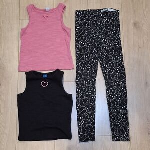 BUNDLE DEAL🔥 Old Navy 1Black Top ,1 Pink Top And Black Leggings With Design